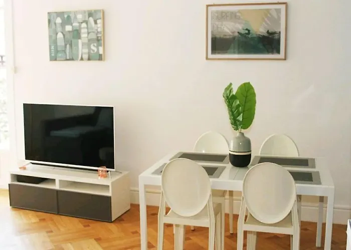 Central, Climatise, Proche Promenade Des Anglais.